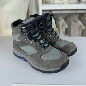 LL Bean Boots Womens 8M Primaloft Hiking Blue Gray hiking walking comfort S04113